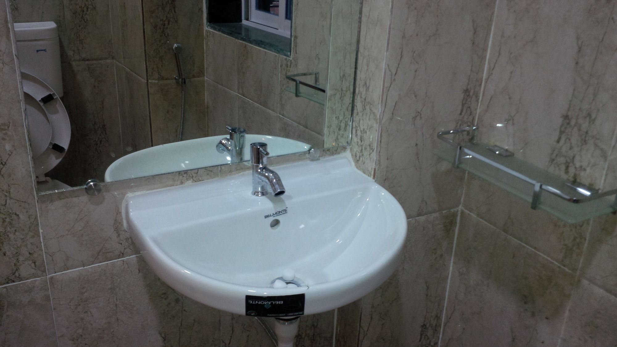 Hotel Blue Bird Colaba Mandve Εξωτερικό φωτογραφία
