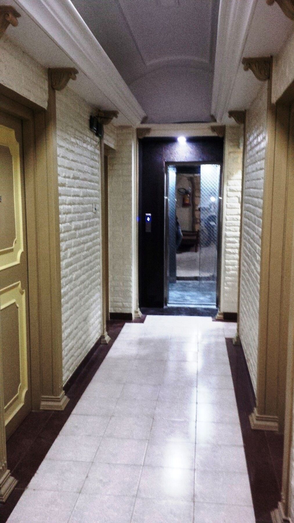 Hotel Blue Bird Colaba Mandve Εξωτερικό φωτογραφία