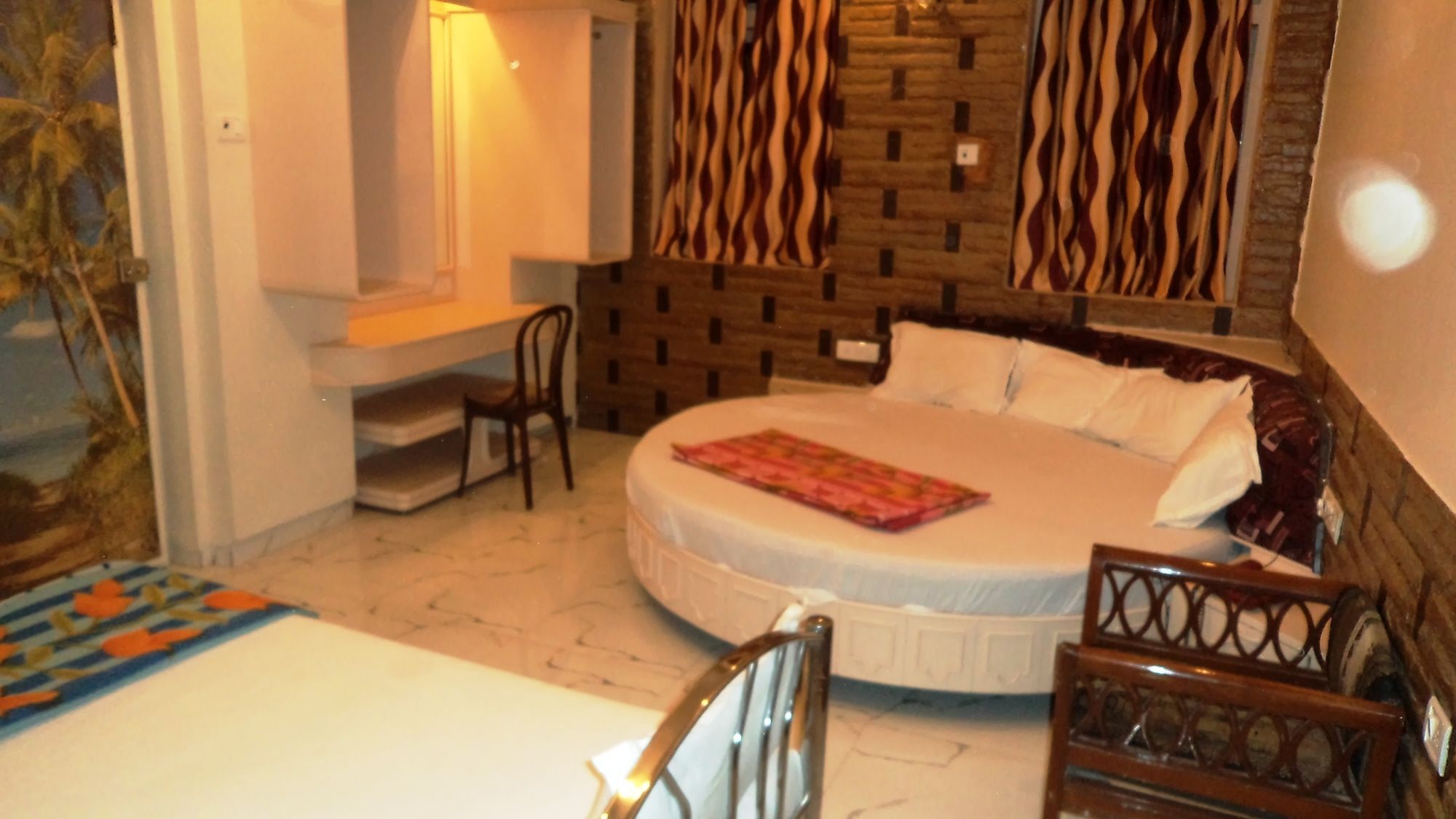Hotel Blue Bird Colaba Mandve Εξωτερικό φωτογραφία
